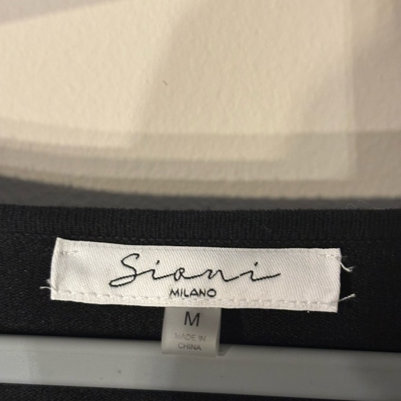 Sioni Black Blouse with Sheer Heart Sleeves. - Picture 4 of 8